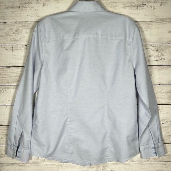 Chico’s No Iron Cotton Oxford Blue Classic Button Down Blouse O/ Small - Picture 3 of 10